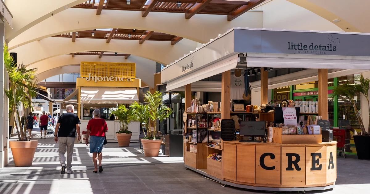 Centrum Handlowe LA ZENIA