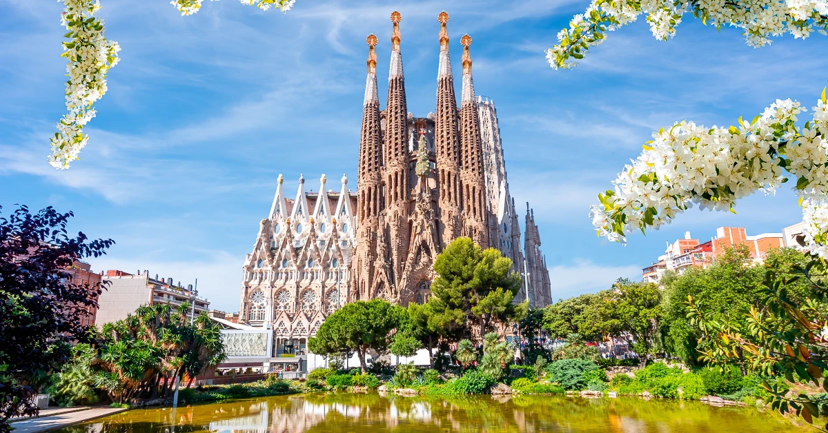 Sagrada Familia Cathedral in spring