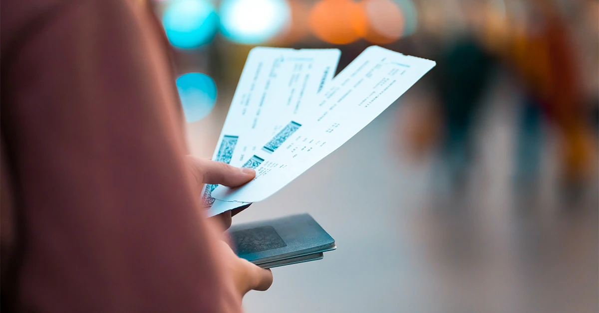 Cheap flights to Spain in 2024. Where is the cheapest place to buy a ticket?