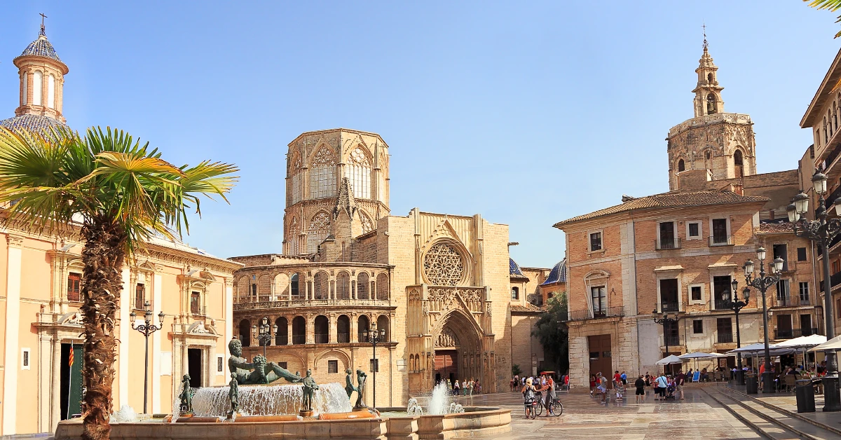 Plaza de la Virgen in Valencia