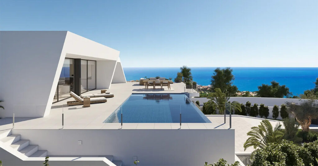 What do properties in Spain offer on the primary market in different price ranges?